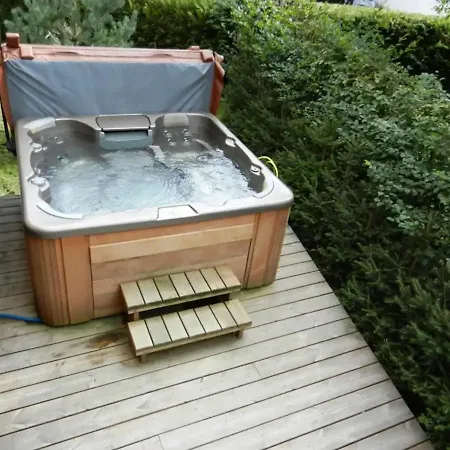 Villa Chalet Ideal For Families With Jacuzzi And Sauna