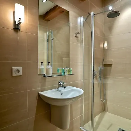 Villa Chalet Ideal For Families With Jacuzzi And Sauna